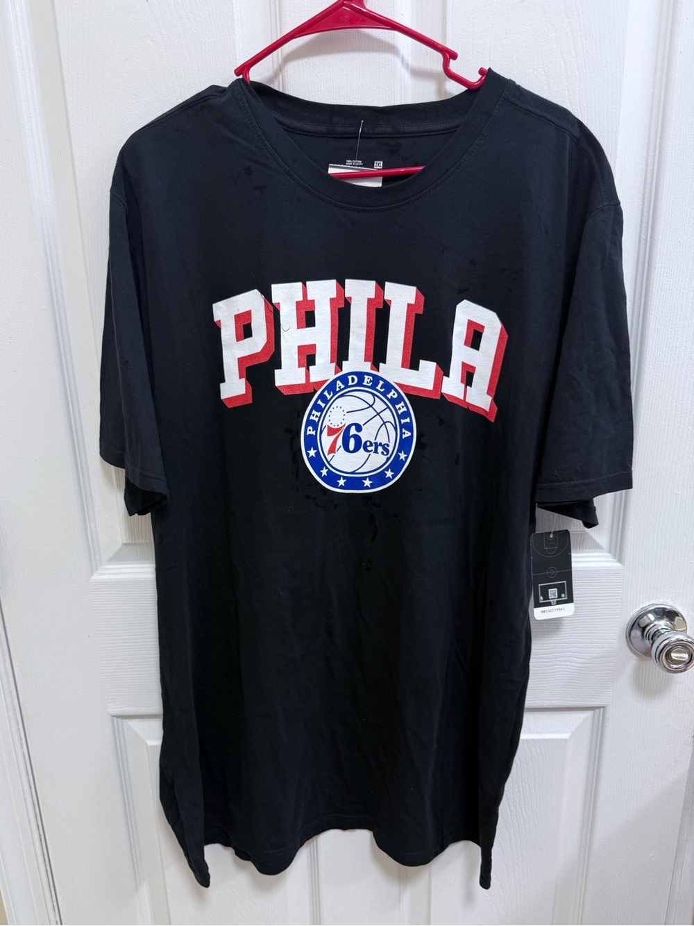 NWT Philadelphia 76ers LeBron James Black Graphic Tee, Size 2XL